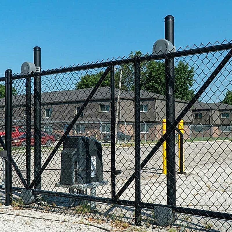Commercial-Fence-800×800-Sliding Gate