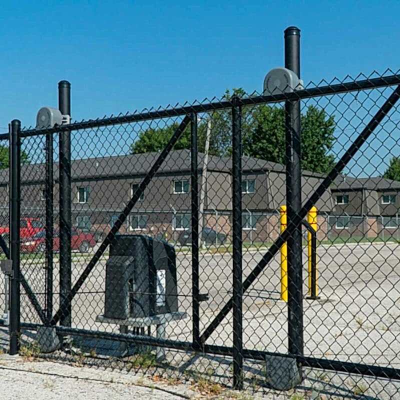Commercial-Fence-800×800