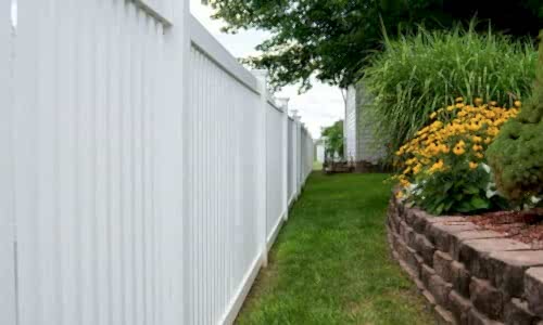 Fence-Deck-Depot-077-500×300 White vinyl fence near large garden